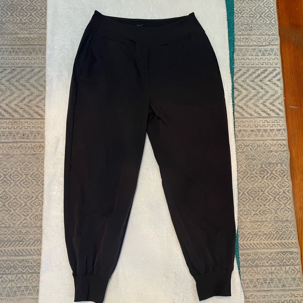 Nike 7/8 Dri-FIT Black Joggers/Studio pants
